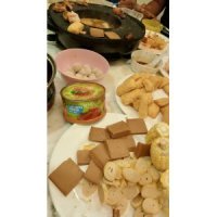 Yumeat plant based luncheon