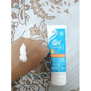 Moisturising cream