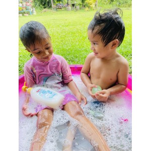 Mamacubatry Carrie Junior pH5.5 Hair and Body Wash - Baby Blue 